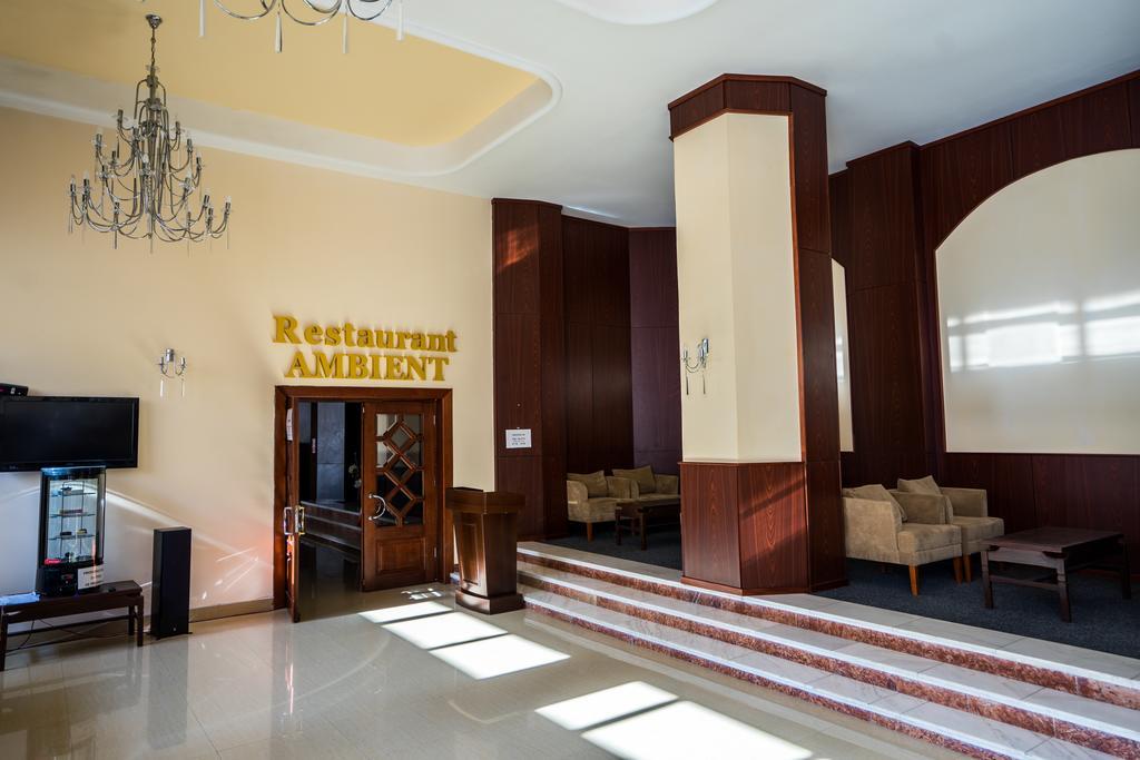 Hotel Ambasador Mamaia Extérieur photo